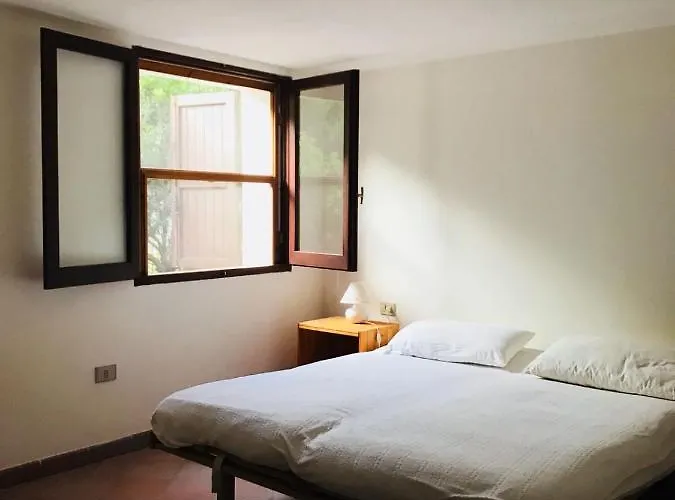Al Mare Circondata Dal 卡洛福泰